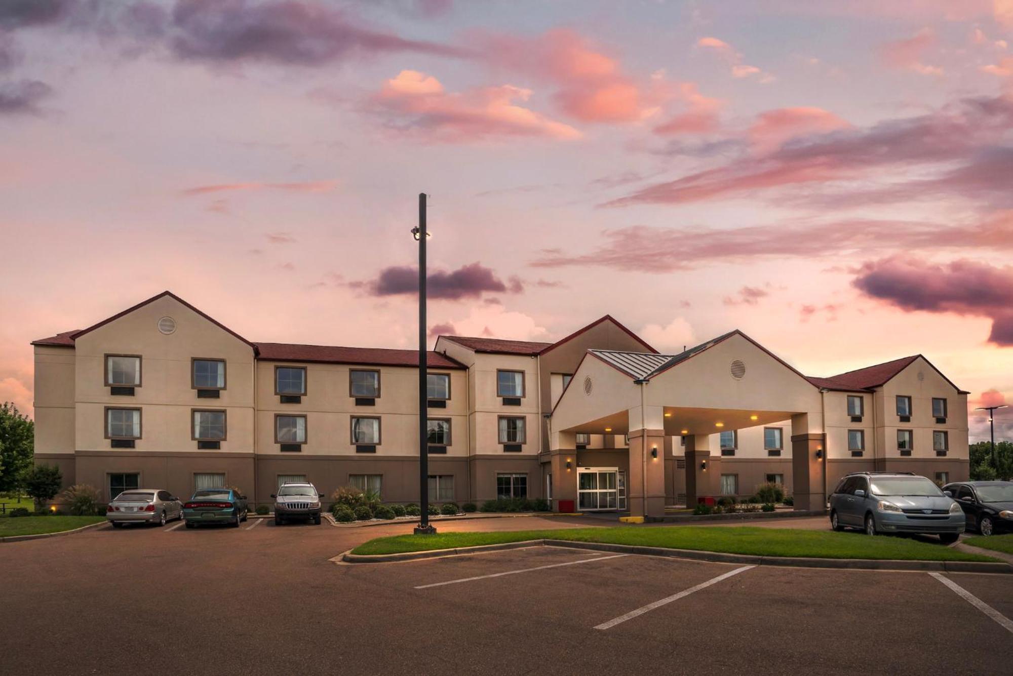 Red Roof Inn & Suites Vicksburg Eksteriør bilde