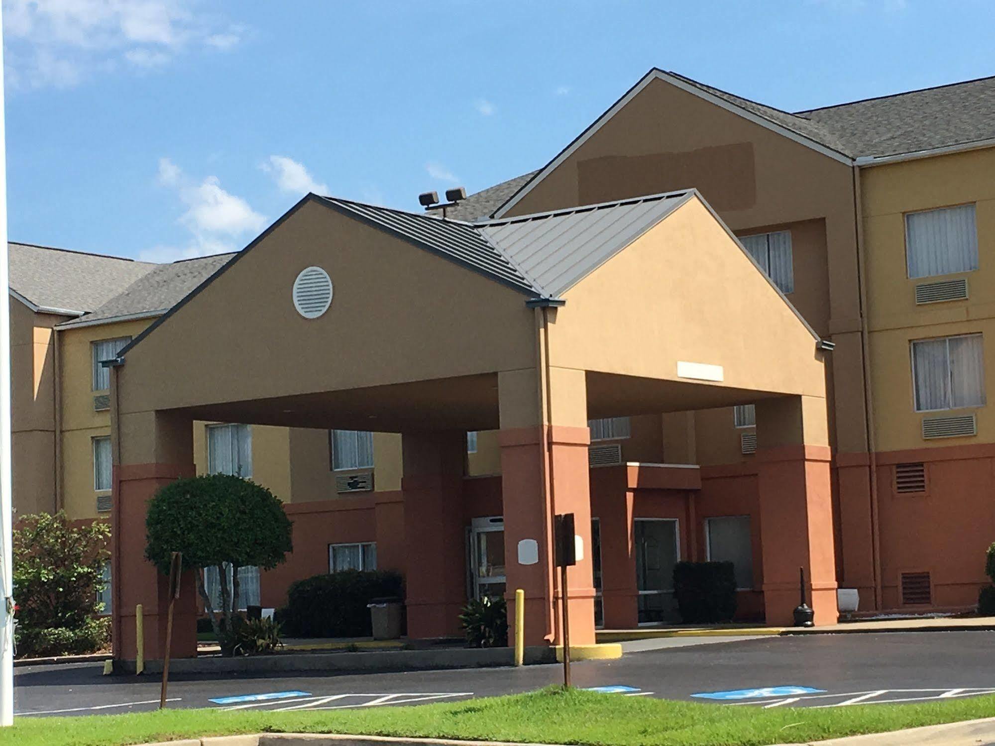 Red Roof Inn & Suites Vicksburg Eksteriør bilde